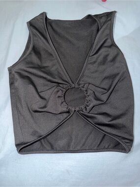 Black Ring-Front Sleeveless Crop Top